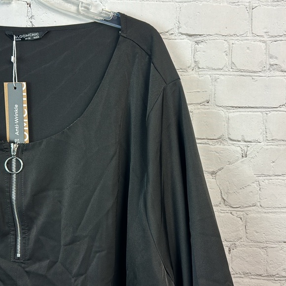 5X 6X BloomChic Black/White Contrast Zip Up Flutter Sleeve Handkerchief Hem Top - Picture 3 of 7